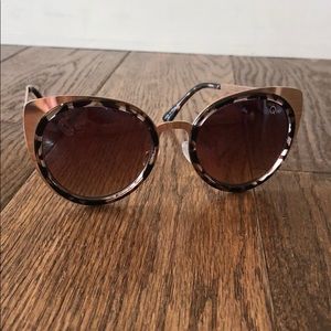 Cat eye metal sunglasses